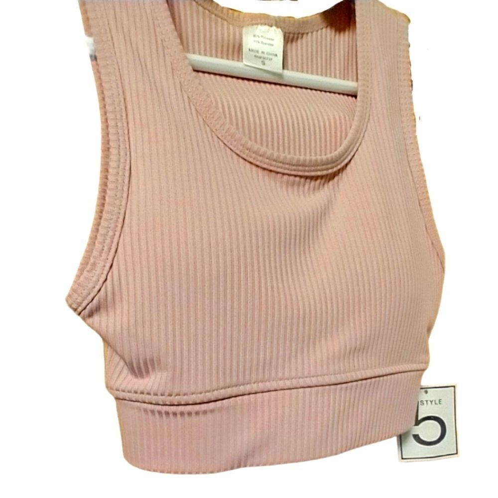 New Women's light Pink  Sports Bra - Picture 2 of 4